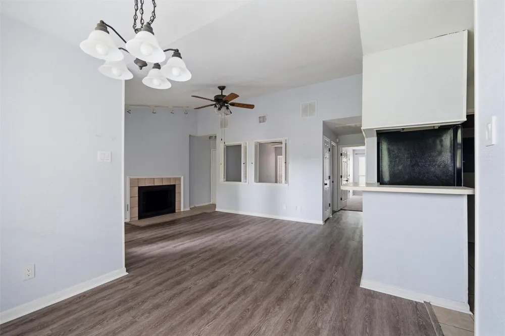 1212 Horizon Trail #3621 Arlington, TX 76011