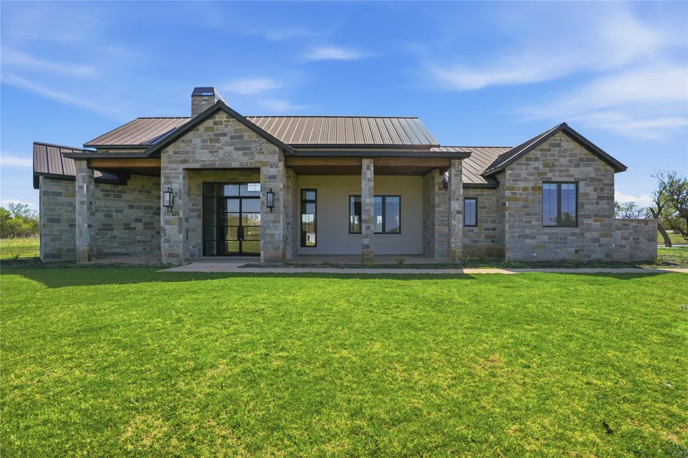 1010 Ranger Ridge Way Strawn, TX 76478