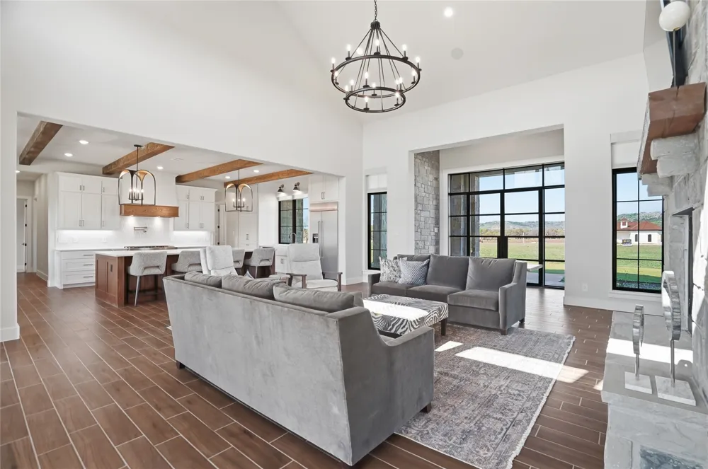 1010 Ranger Ridge Way Strawn, TX 76478