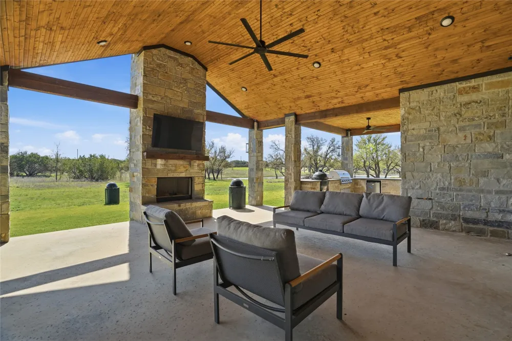 1010 Ranger Ridge Way Strawn, TX 76478
