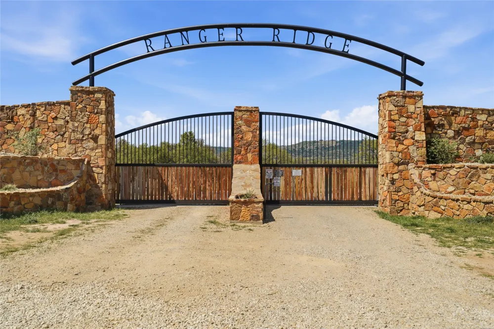 1010 Ranger Ridge Way Strawn, TX 76478