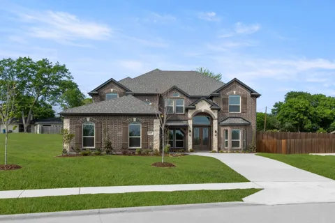 1115 Willow Lake Drive