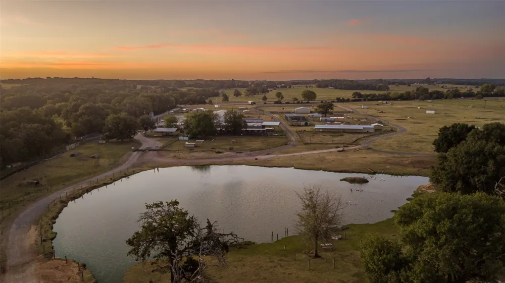 W HWY 79 Franklin, TX 77856