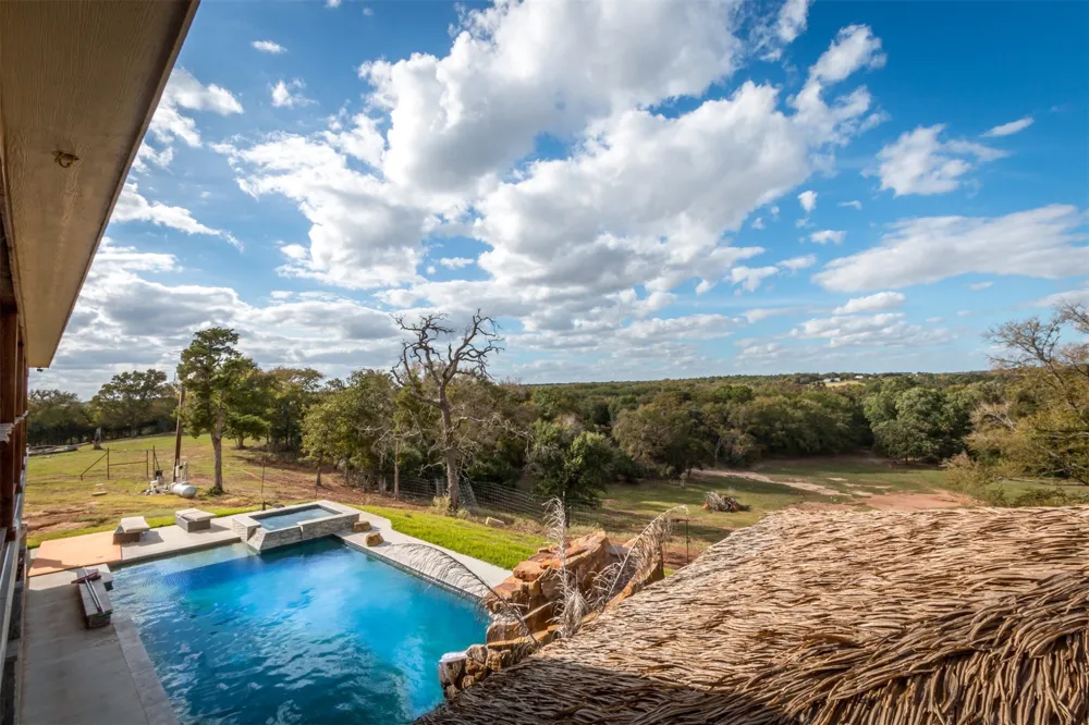 W HWY 79 Franklin, TX 77856