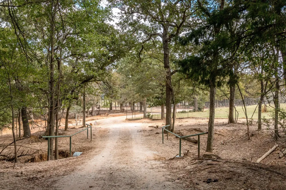 W HWY 79 Franklin, TX 77856