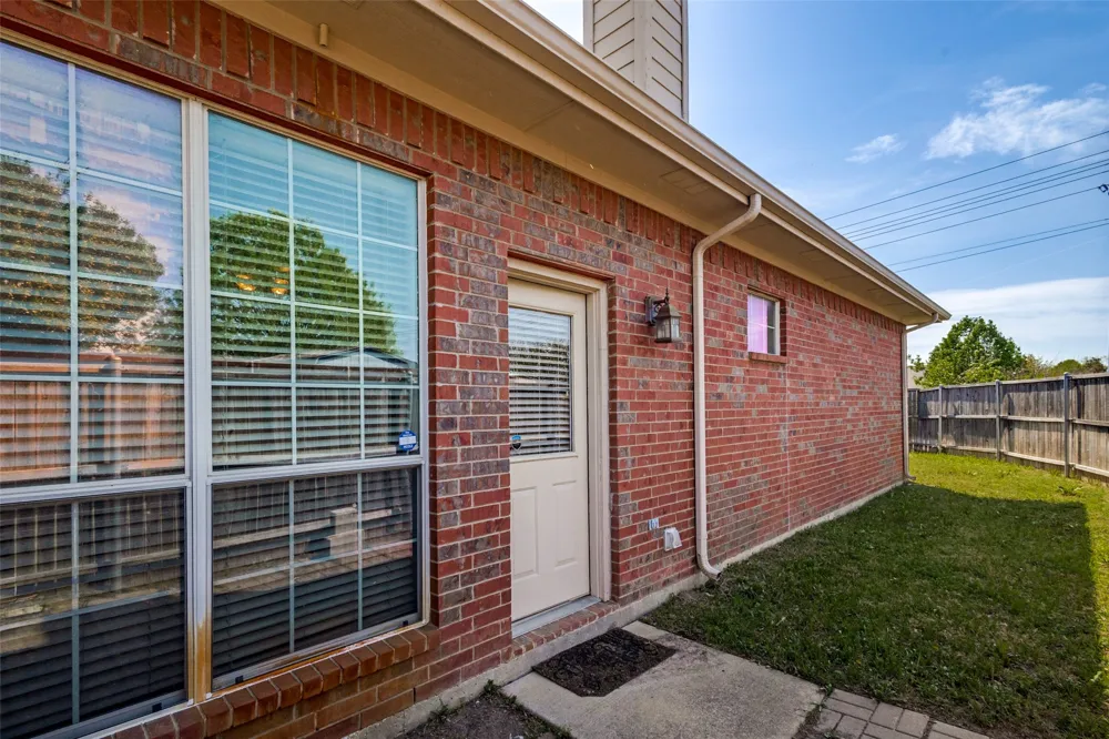 1302 Poinsettia Boulevard Denton, TX 76208