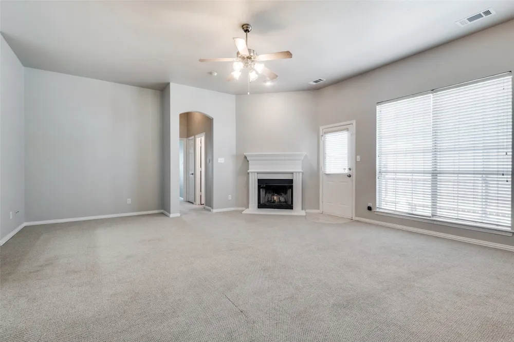 1302 Poinsettia Boulevard Denton, TX 76208
