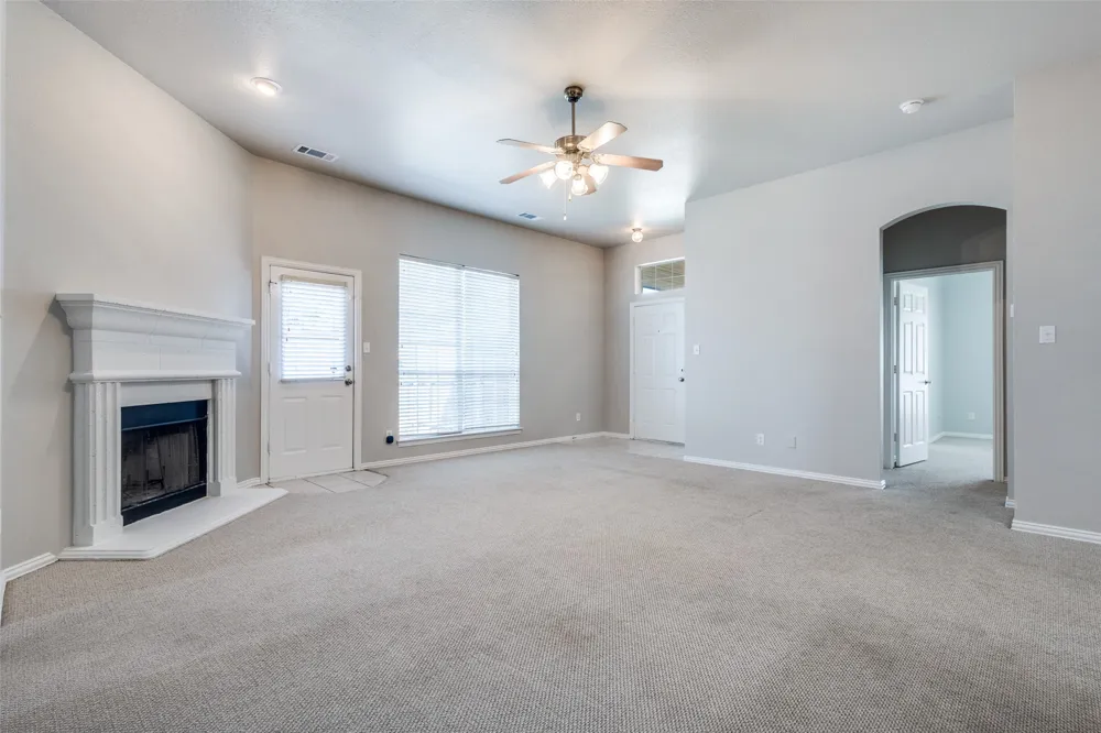 1302 Poinsettia Boulevard Denton, TX 76208