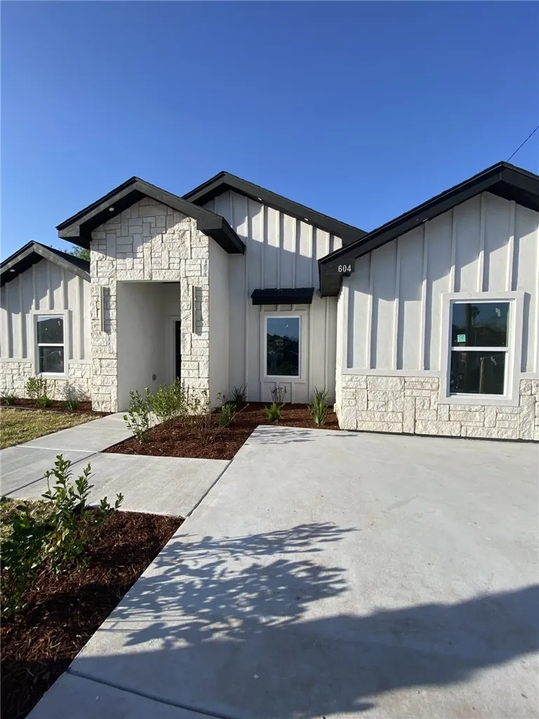 604 W La Quinta Drive Other, TX 78577