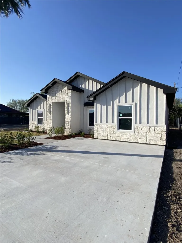 604 W La Quinta Drive Other, TX 78577