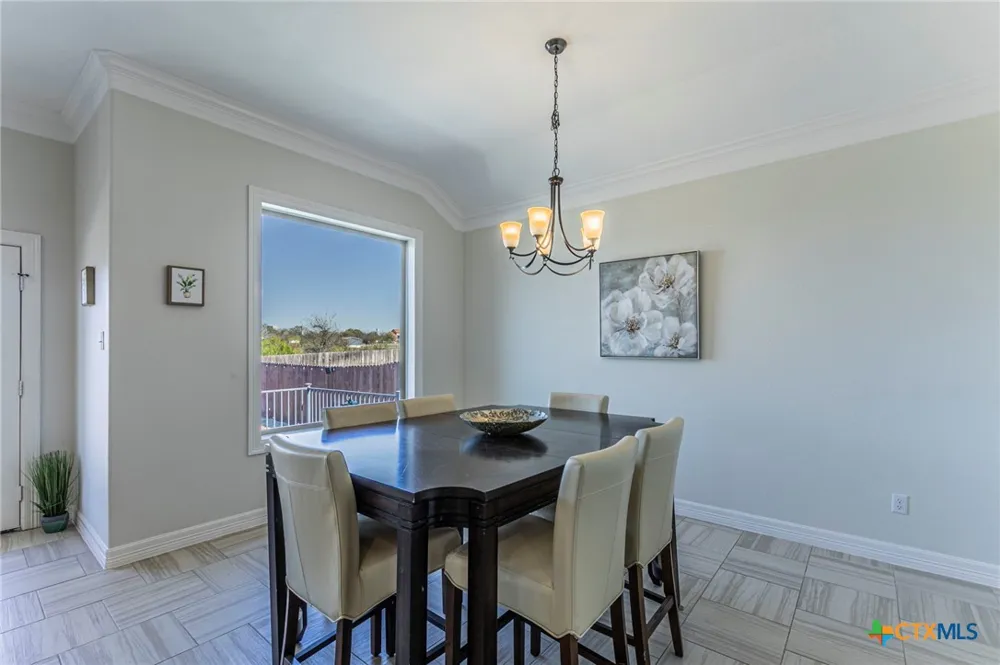 300 Magan Lane Jarrell, TX 76537