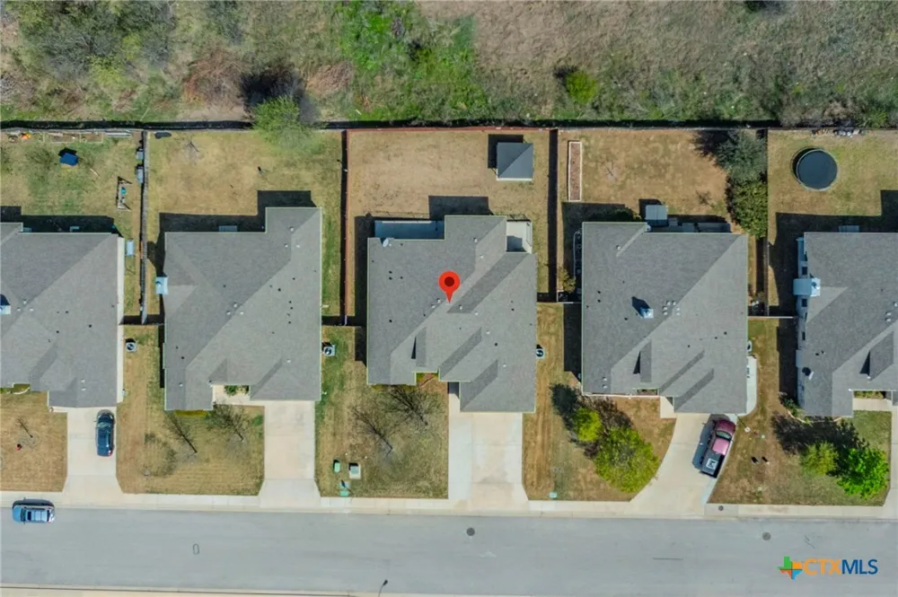 300 Magan Lane Jarrell, TX 76537