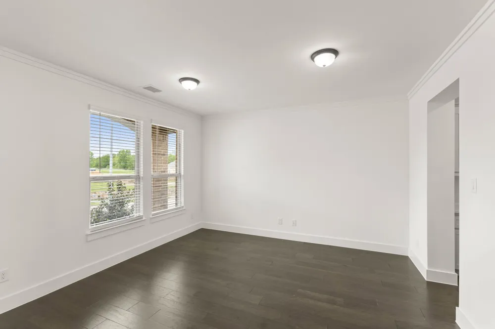 412 Newpark Boulevard DeSoto, TX 75115