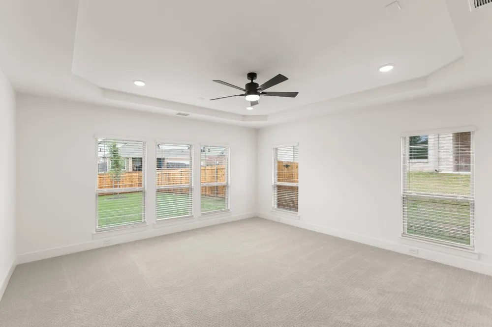 412 Newpark Boulevard DeSoto, TX 75115