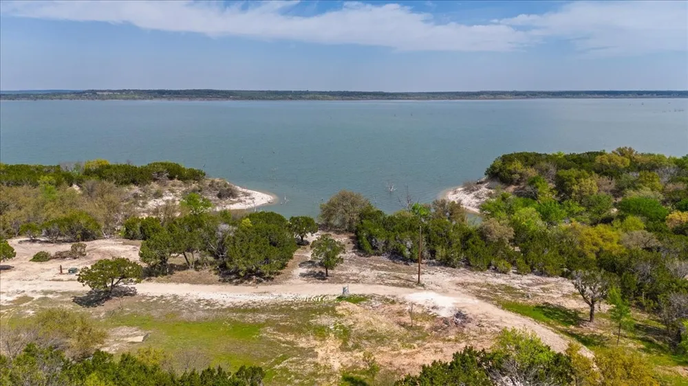 723 County Road 1304 Morgan, TX 76671