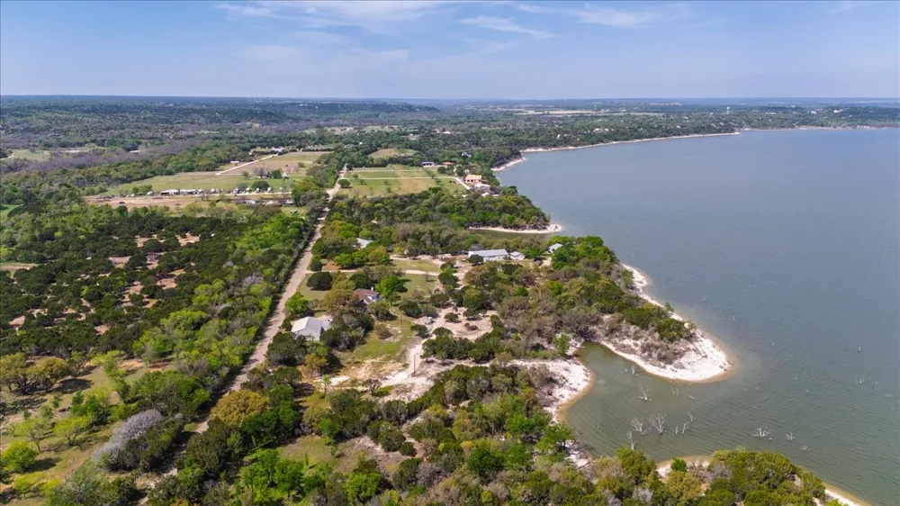 723 County Road 1304 Morgan, TX 76671
