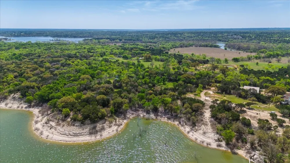 723 County Road 1304 Morgan, TX 76671