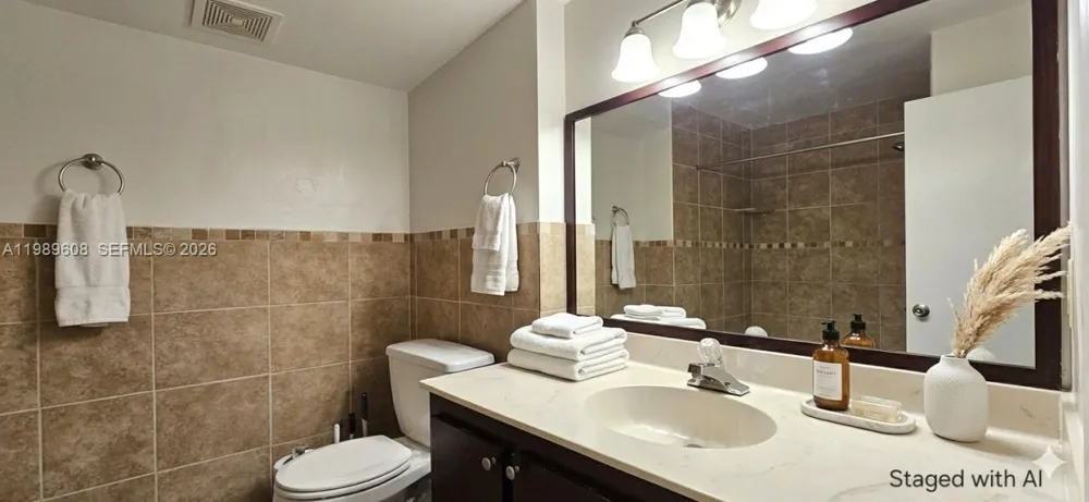 610 Commodore Dr Plantation, FL 33325