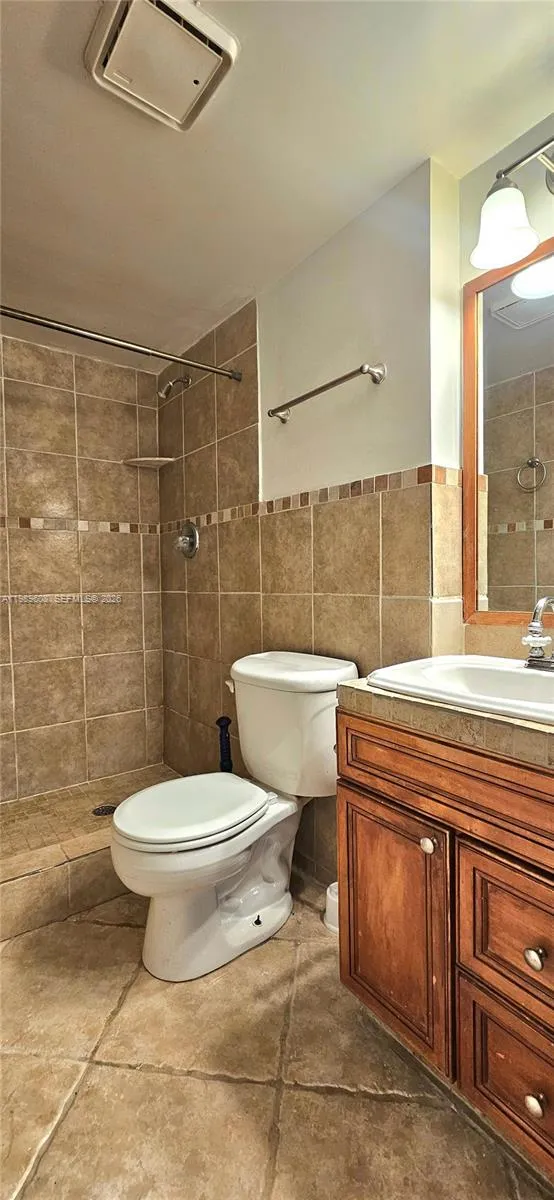 610 Commodore Dr Plantation, FL 33325