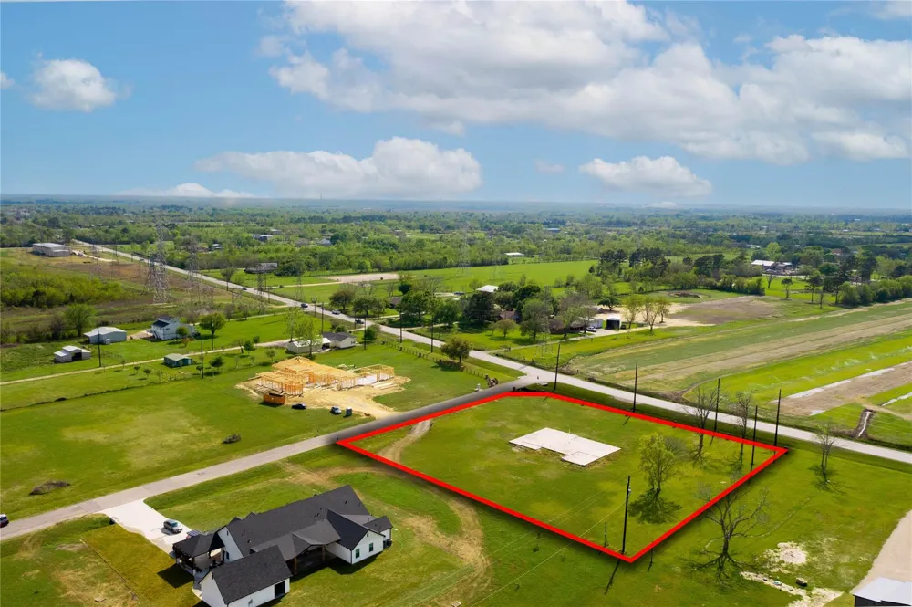 2703 Roeder Lane Crosby, TX 77532