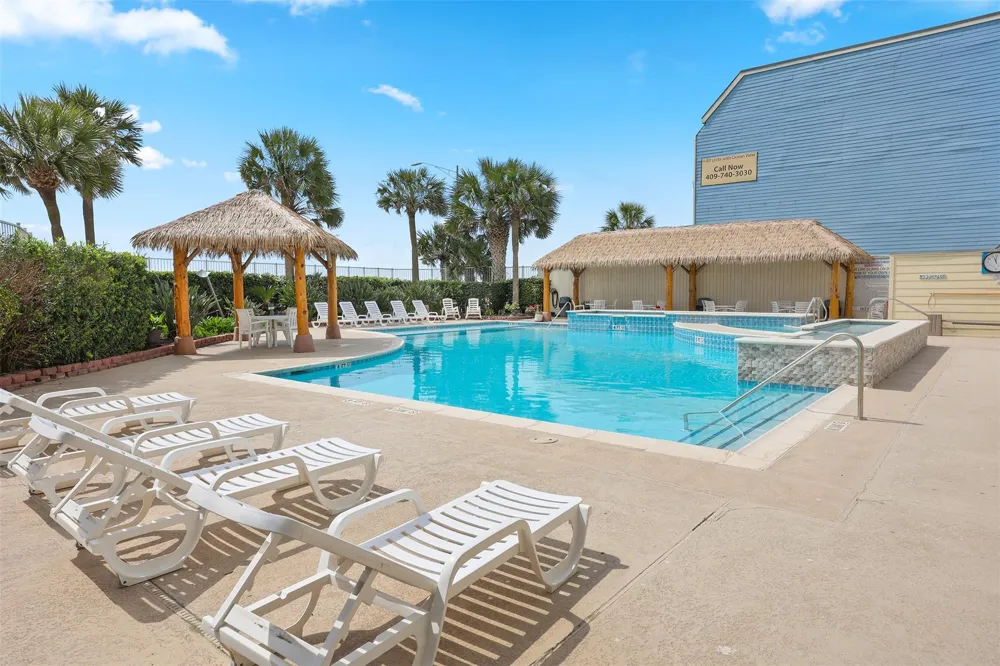 7700 Seawall Boulevard #611 Galveston, TX 77551