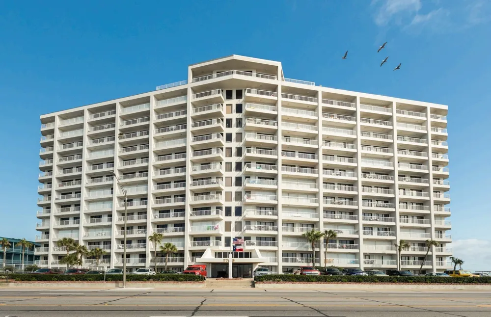 7700 Seawall Boulevard #611 Galveston, TX 77551