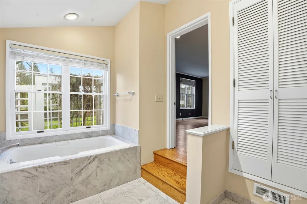 300 S Devine Road Vancouver, WA 95030