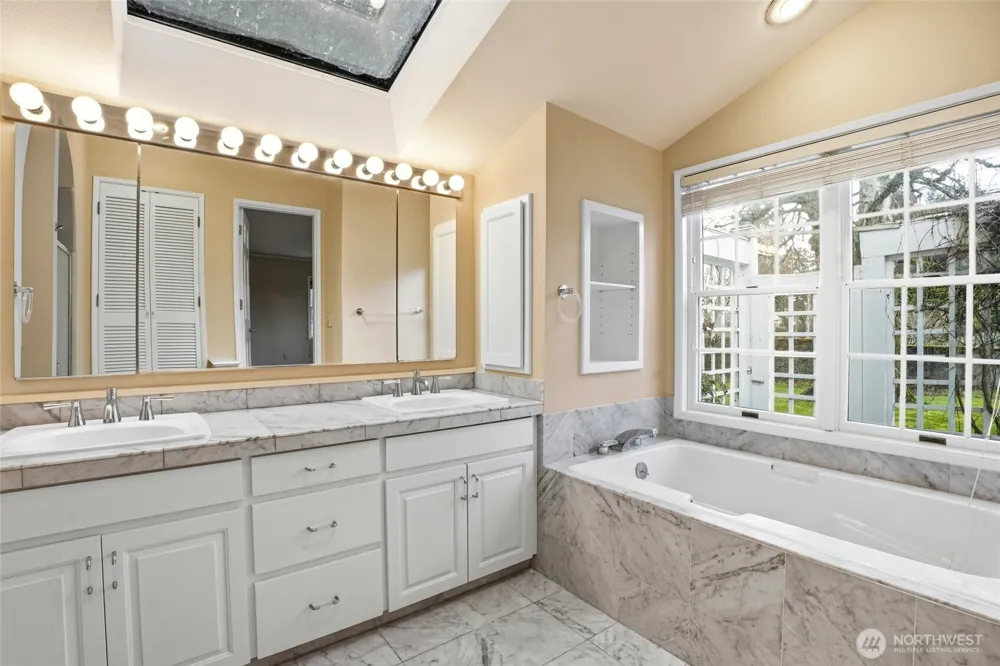 300 S Devine Road Vancouver, WA 95030