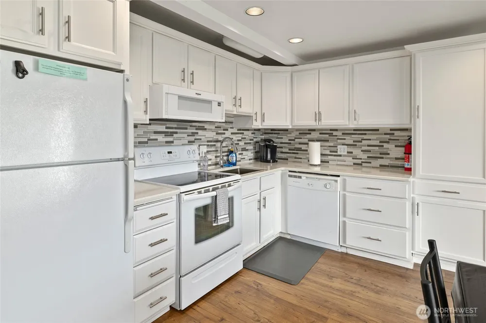 8903 Crescent Bar Road NW #172 Quincy, WA 98848