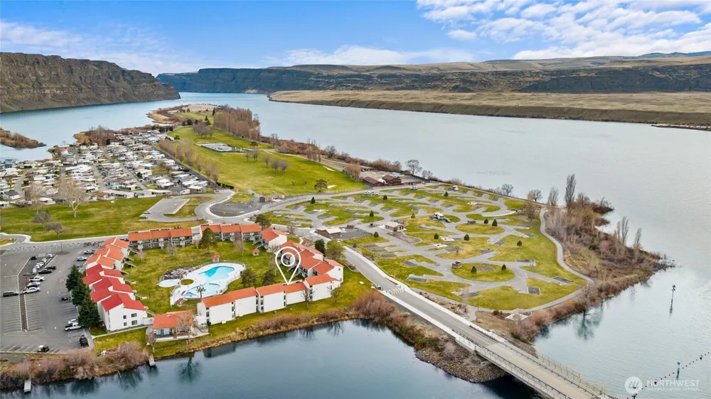 8903 Crescent Bar Road NW #172 Quincy, WA 98848