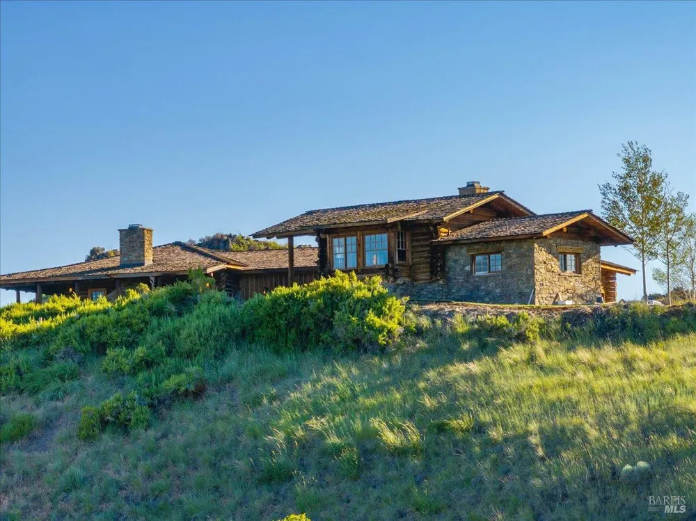 3034 State Line Road Dorris, CA 96023