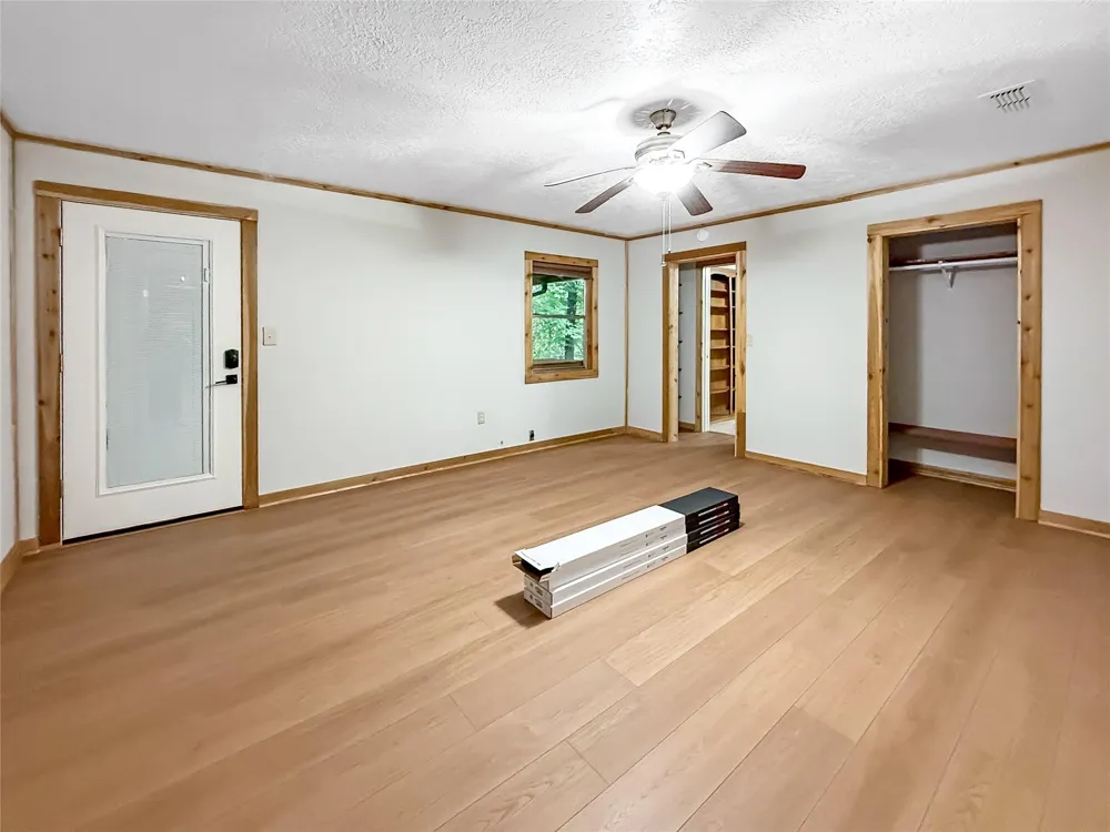 207 Arrowcrest Drive Brookeland, TX 75931