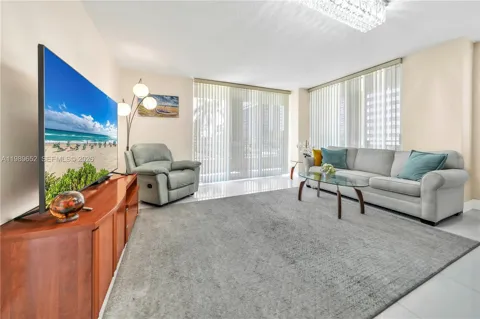 2080 S Ocean Dr #202