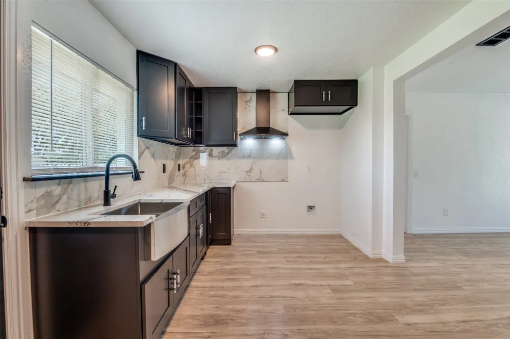 4625 Kyle Drive Balch Springs, TX 75180