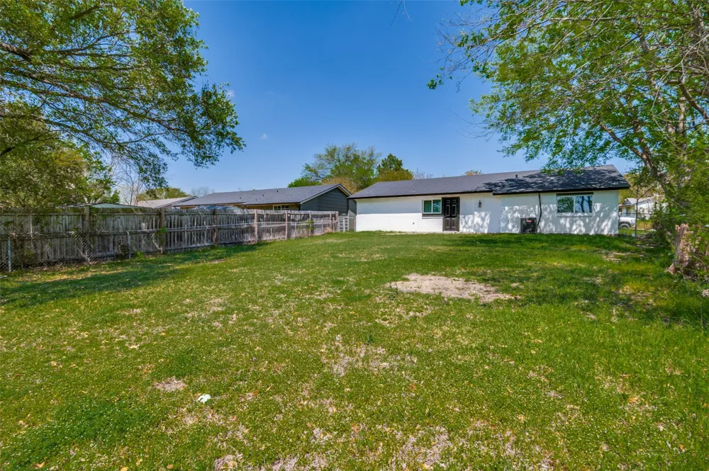 4625 Kyle Drive Balch Springs, TX 75180