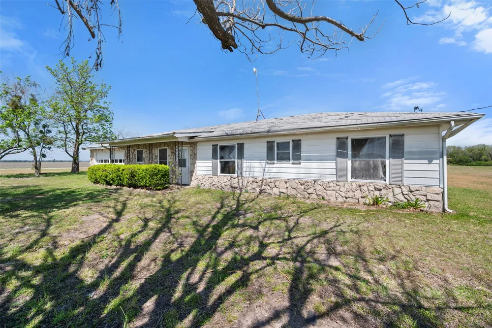 627 FM 633 Kerens, TX 75144