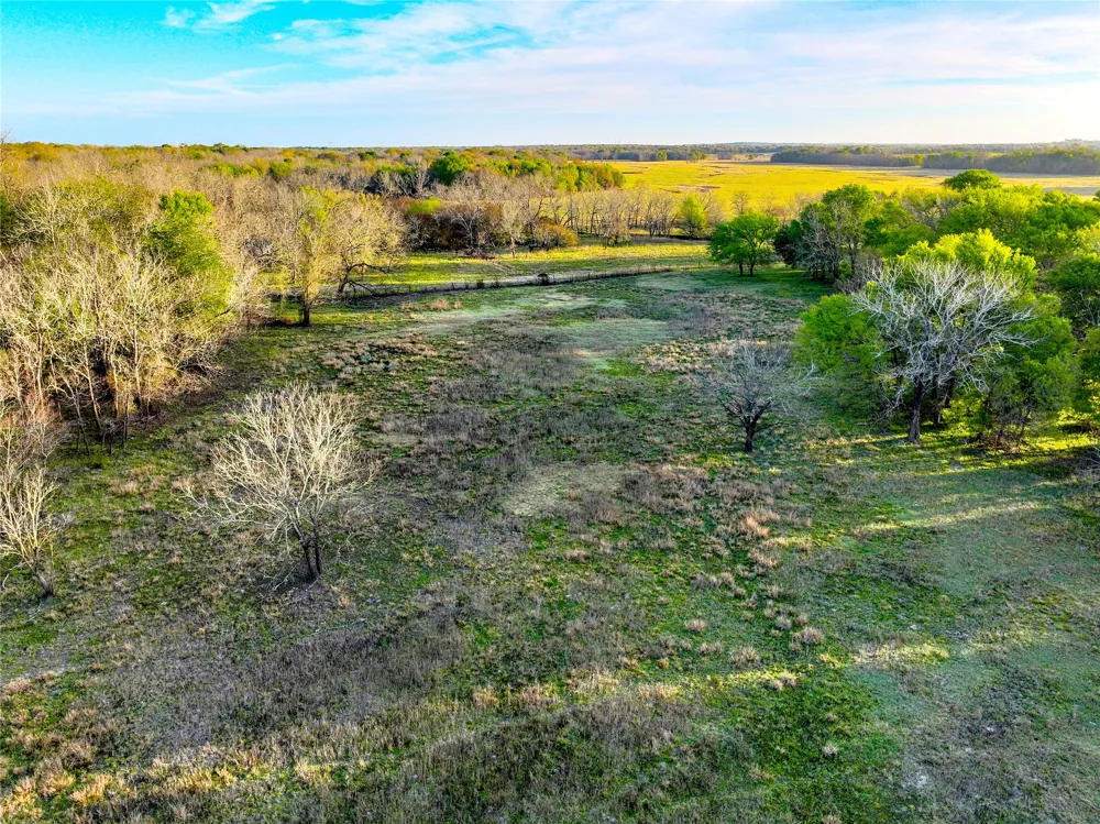 CR 386 Marquez, TX 77865