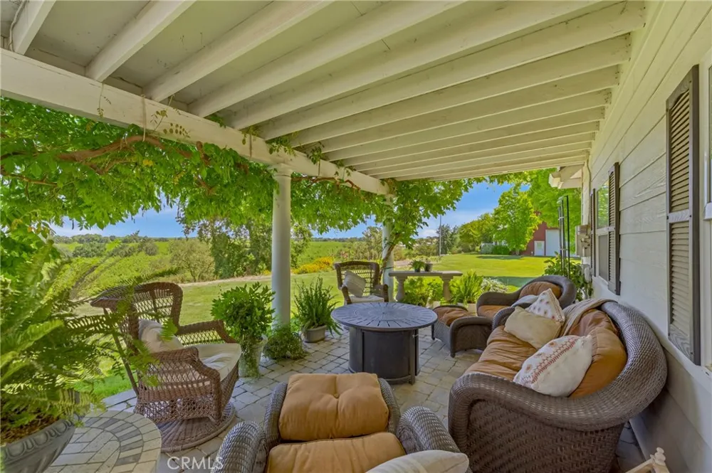 11126 Livingston Cressey Road Livingston, CA 95334
