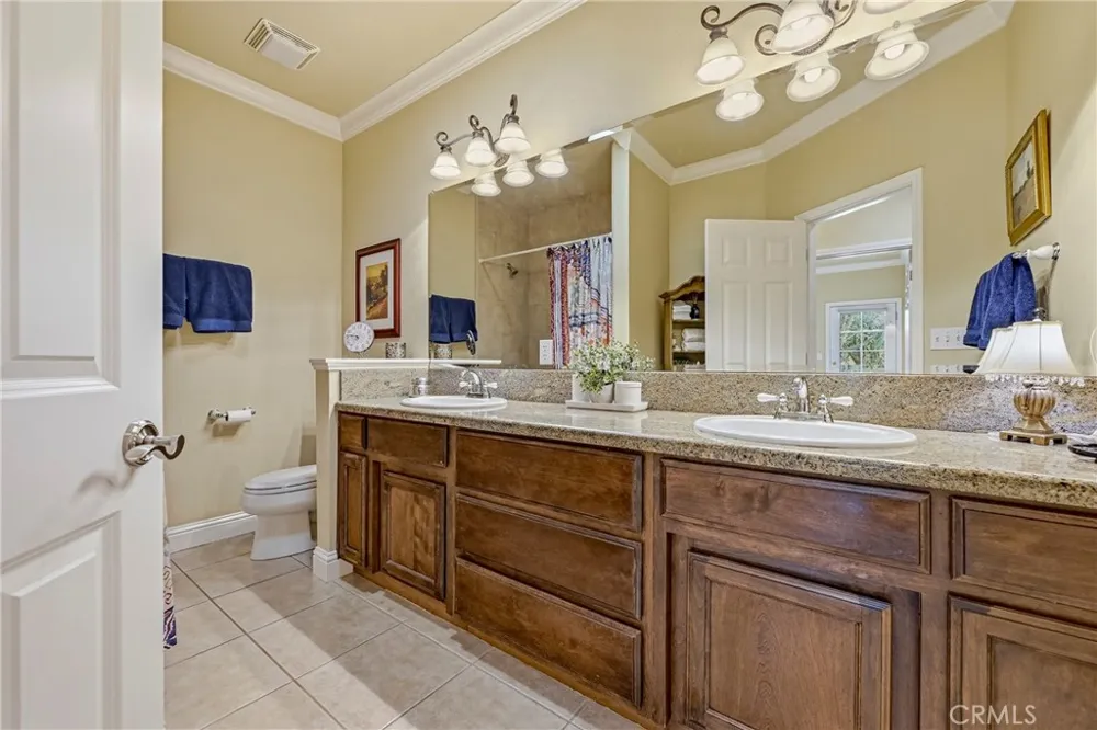 11126 Livingston Cressey Road Livingston, CA 95334