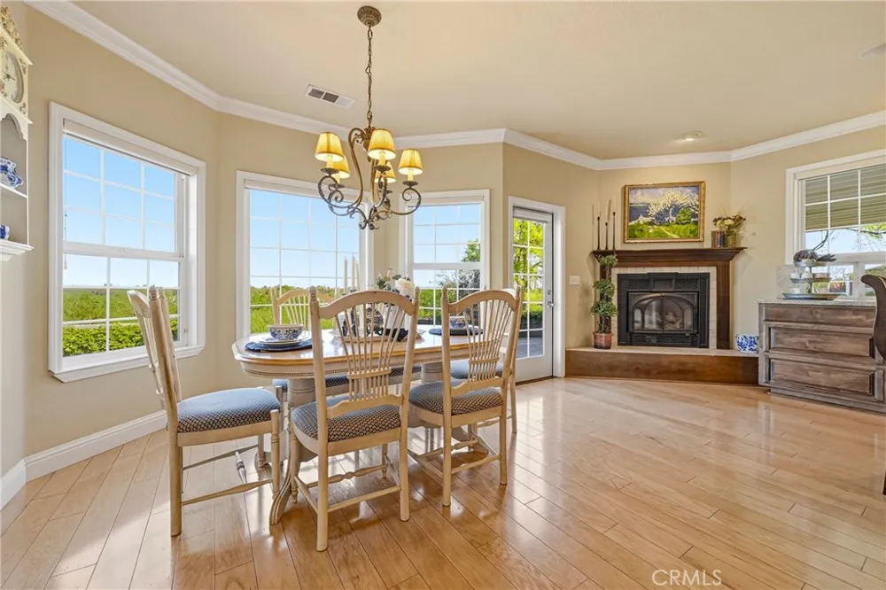 11126 Livingston Cressey Road Livingston, CA 95334