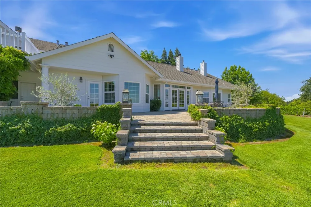 11126 Livingston Cressey Road Livingston, CA 95334