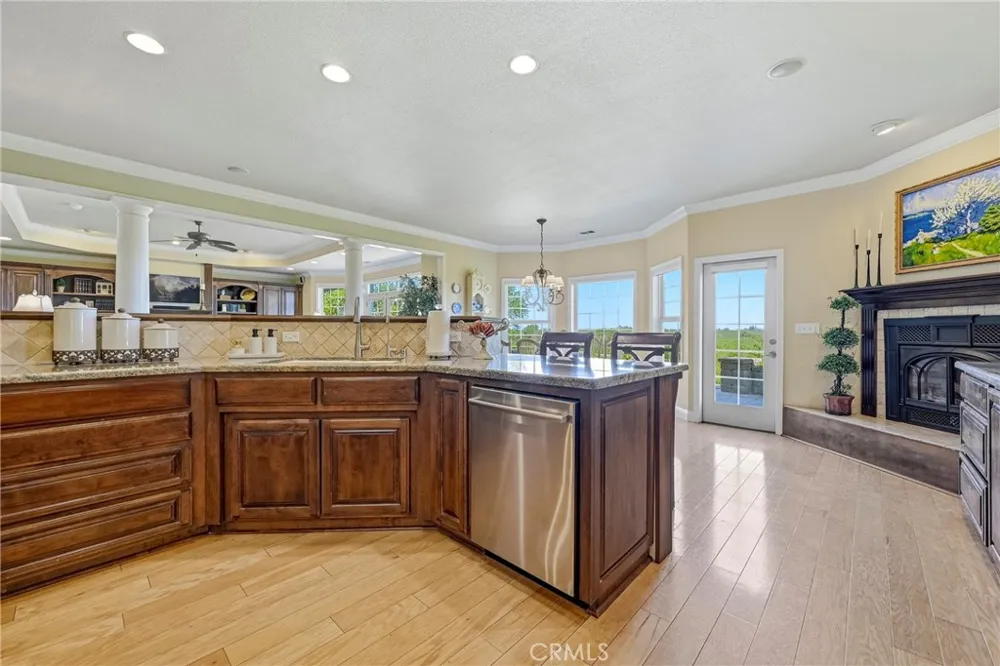 11126 Livingston Cressey Road Livingston, CA 95334