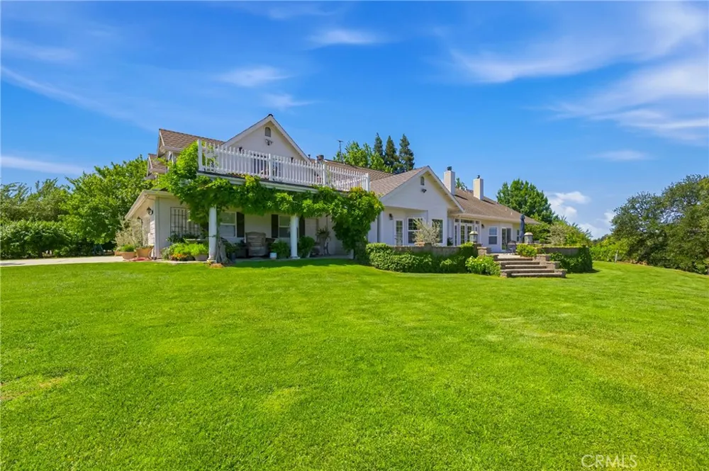 11126 Livingston Cressey Road Livingston, CA 95334