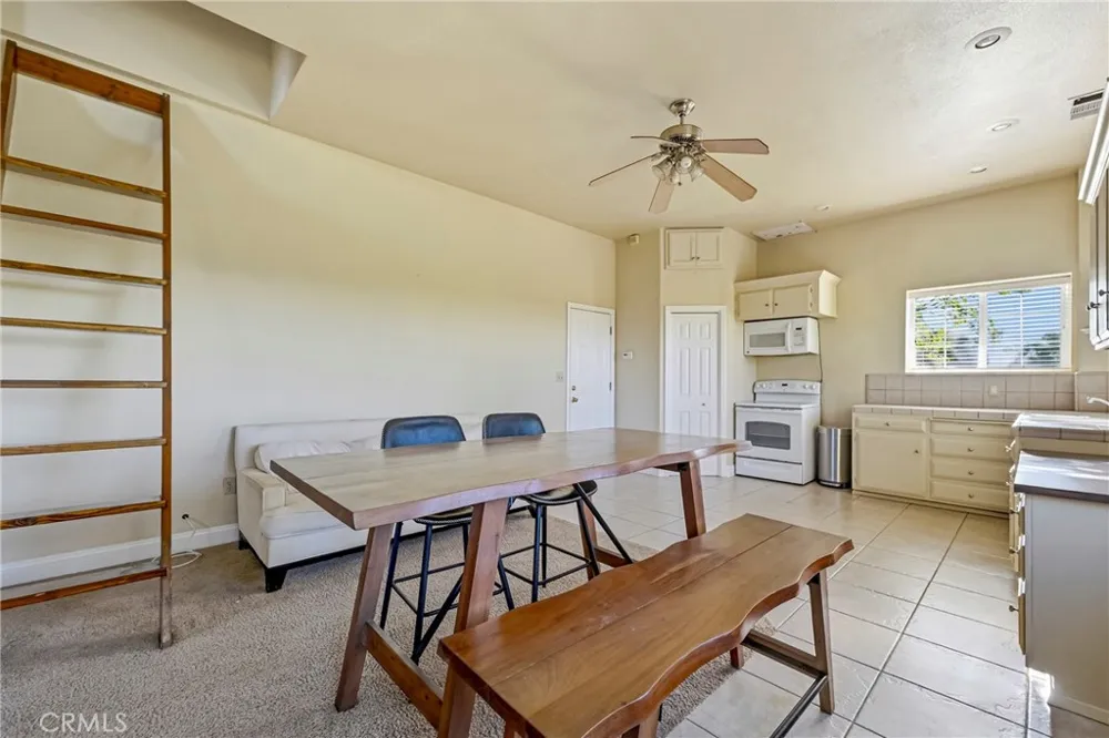 11126 Livingston Cressey Road Livingston, CA 95334