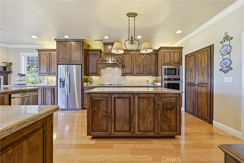 11126 Livingston Cressey Road Livingston, CA 95334