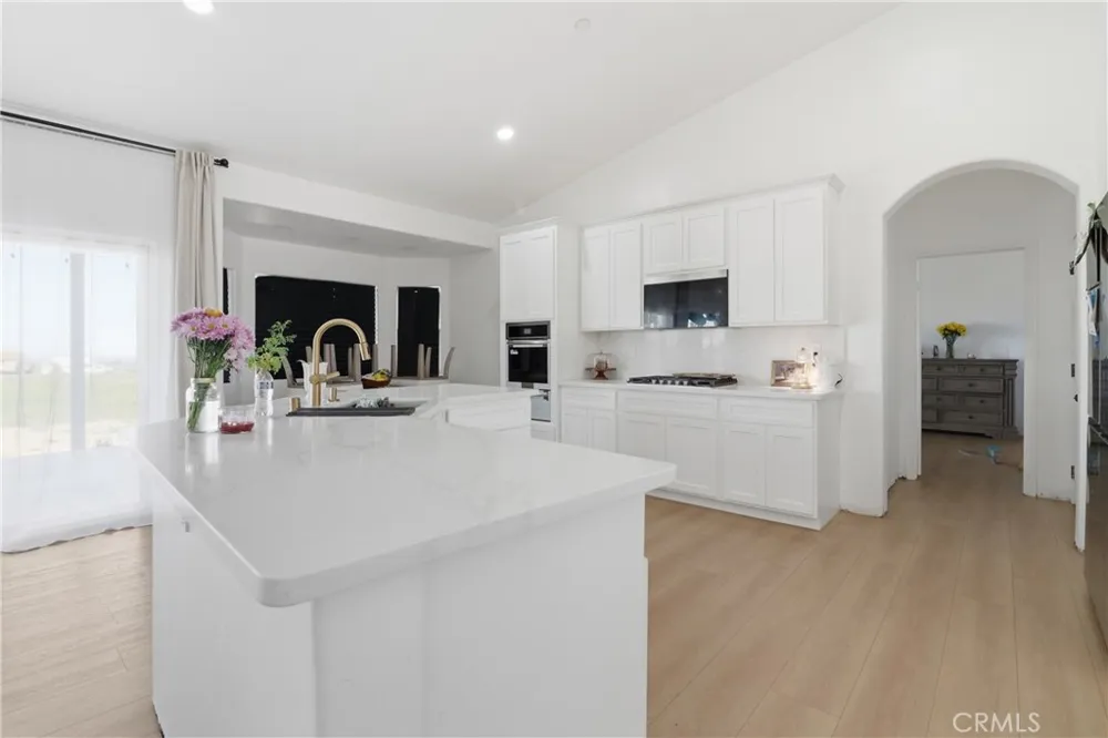 7576 Sunset Phelan, CA 92371
