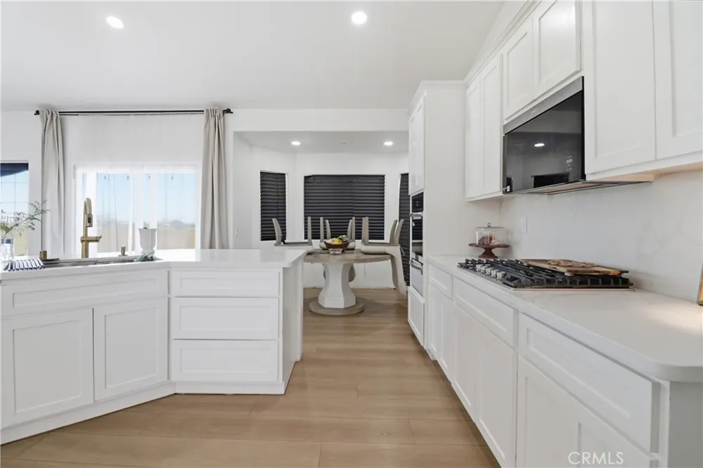 7576 Sunset Phelan, CA 92371
