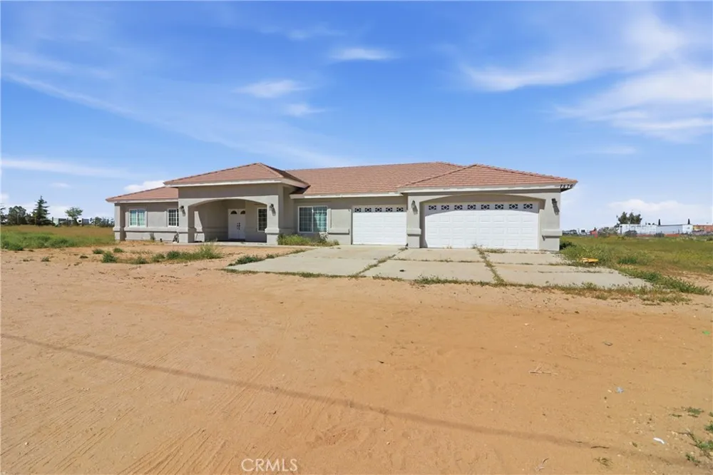 7576 Sunset Phelan, CA 92371