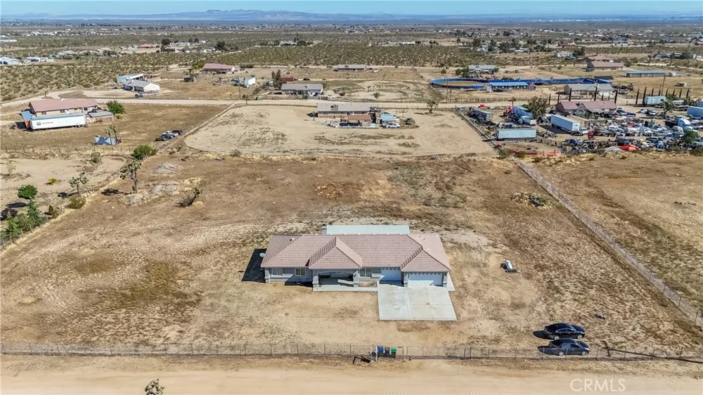 7576 Sunset Phelan, CA 92371