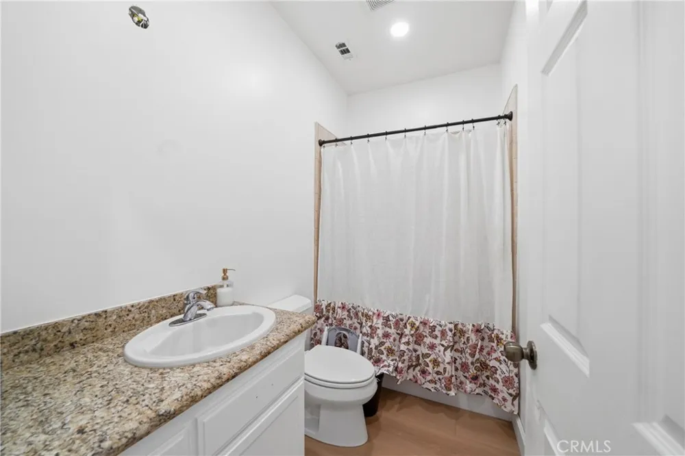 7576 Sunset Phelan, CA 92371
